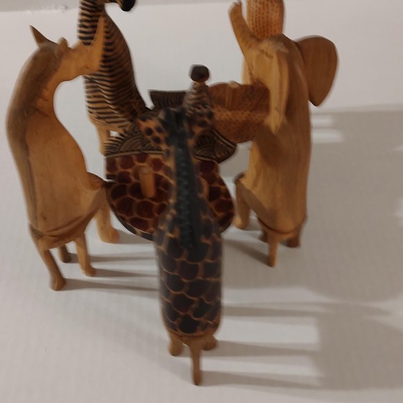 Hand Carved African Party Animal Set - Picture 3 of 16